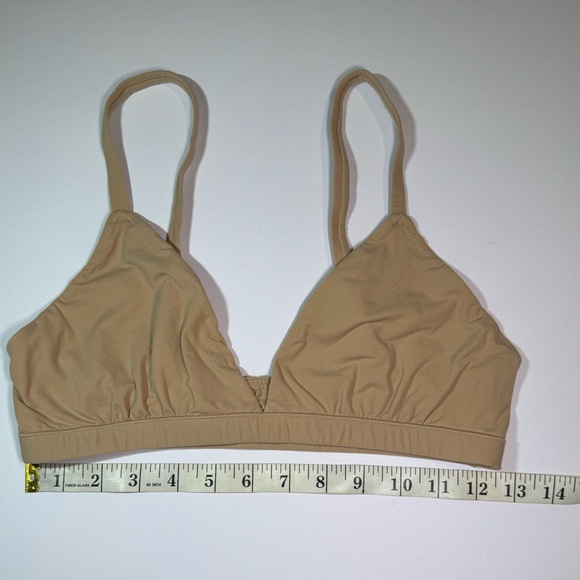 SKIMS Fits Everybody Triangle Bralette size Large - Picture 9 of 10